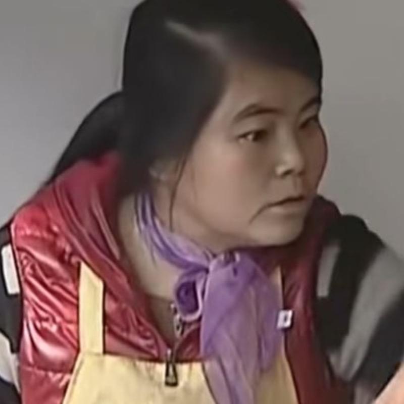 玉石村的夏威月头像