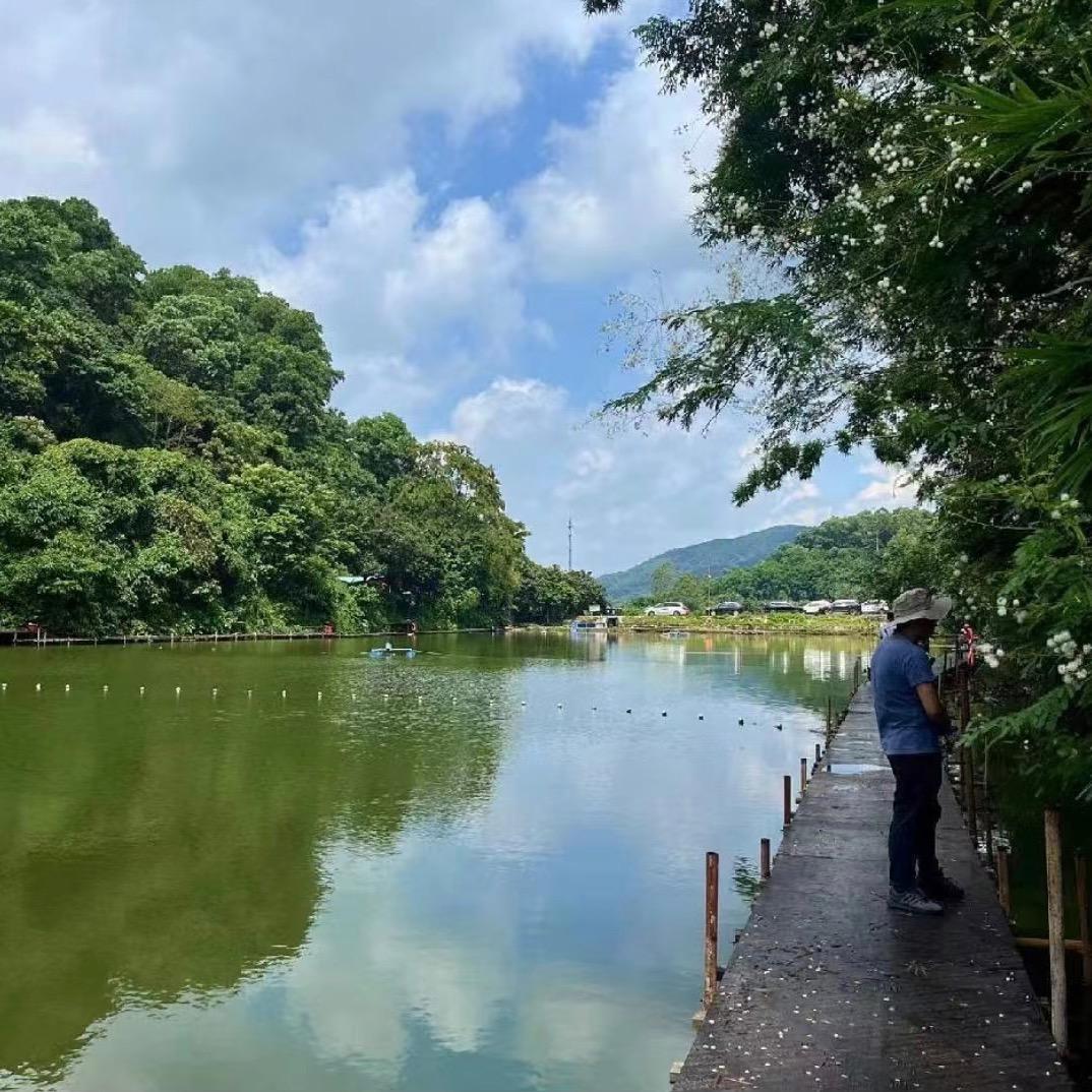 帽峰山路亚基地