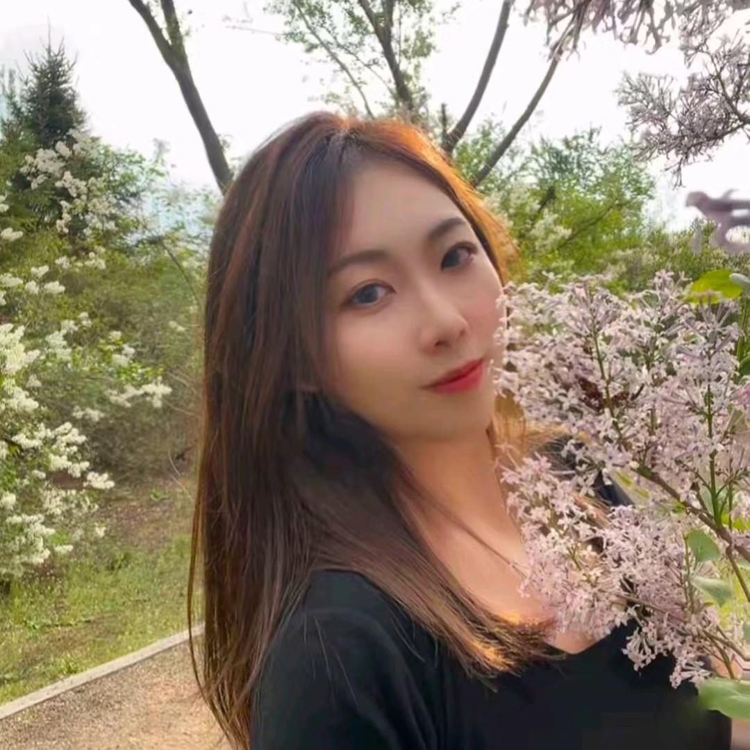 梅梅程序员沫莱