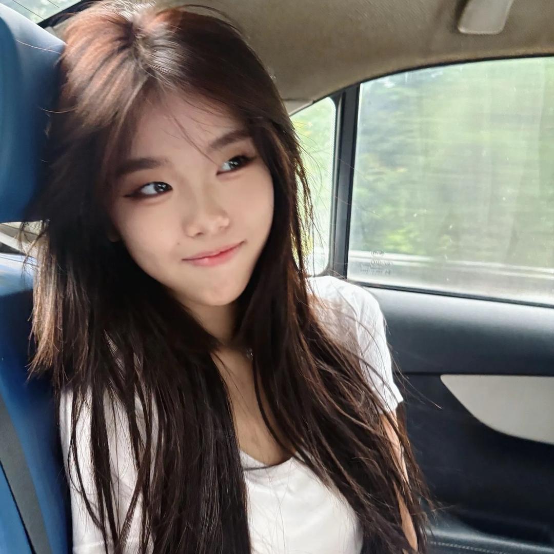 尹千金【直播穿搭分享】