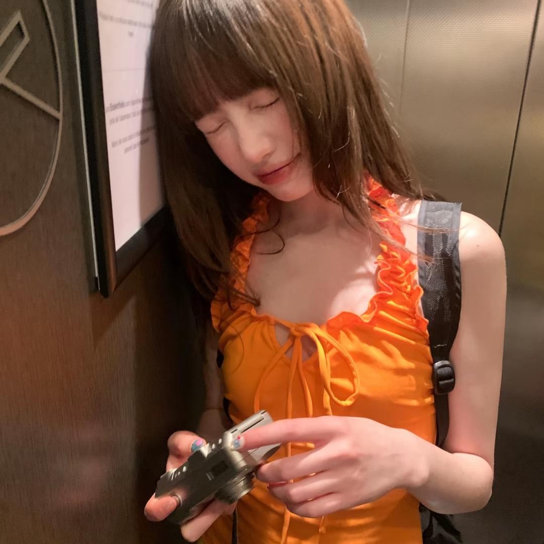 甜甜^