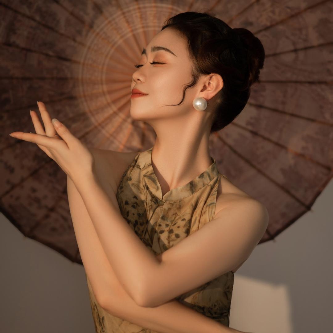 中国舞谢老师