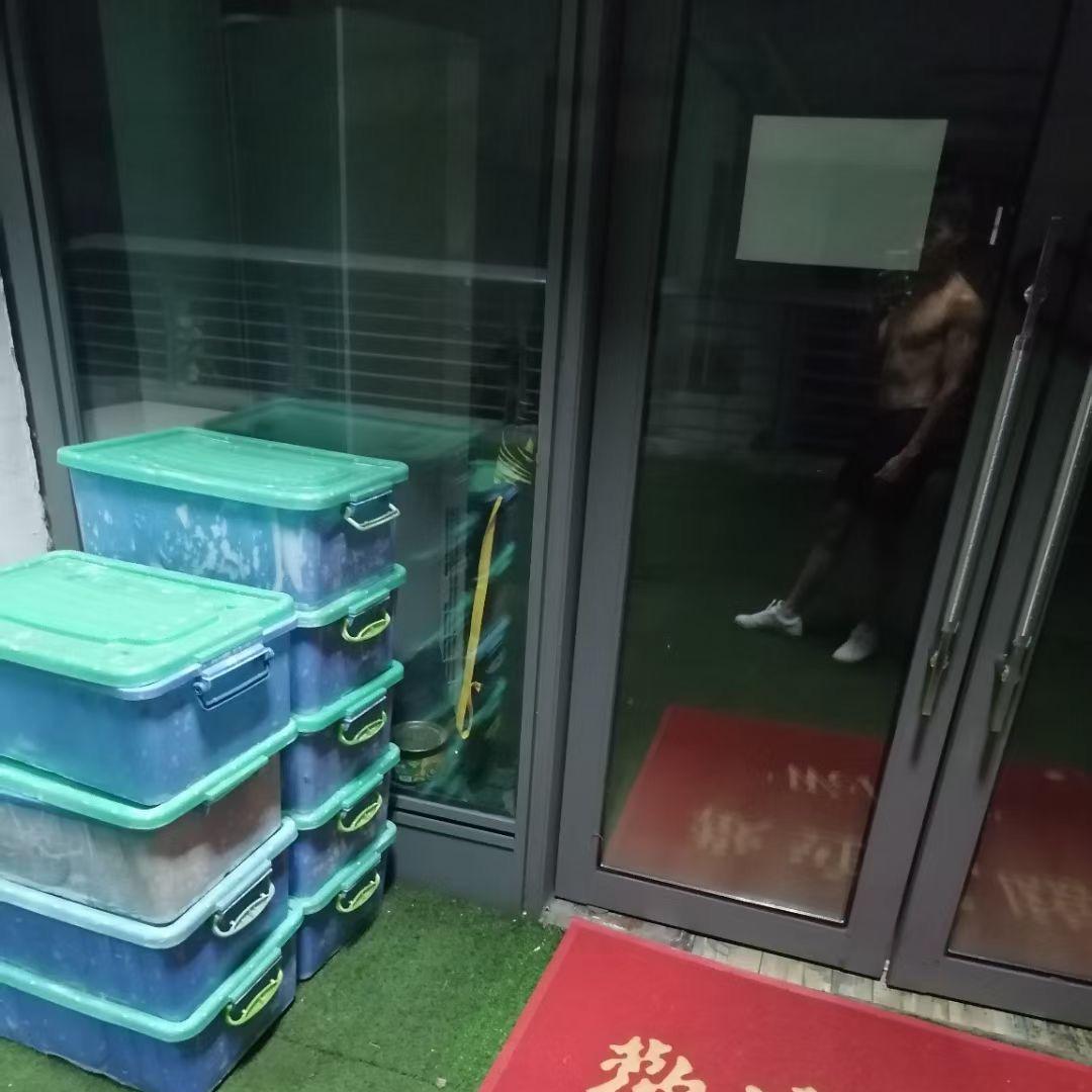 光棍再穷别打工