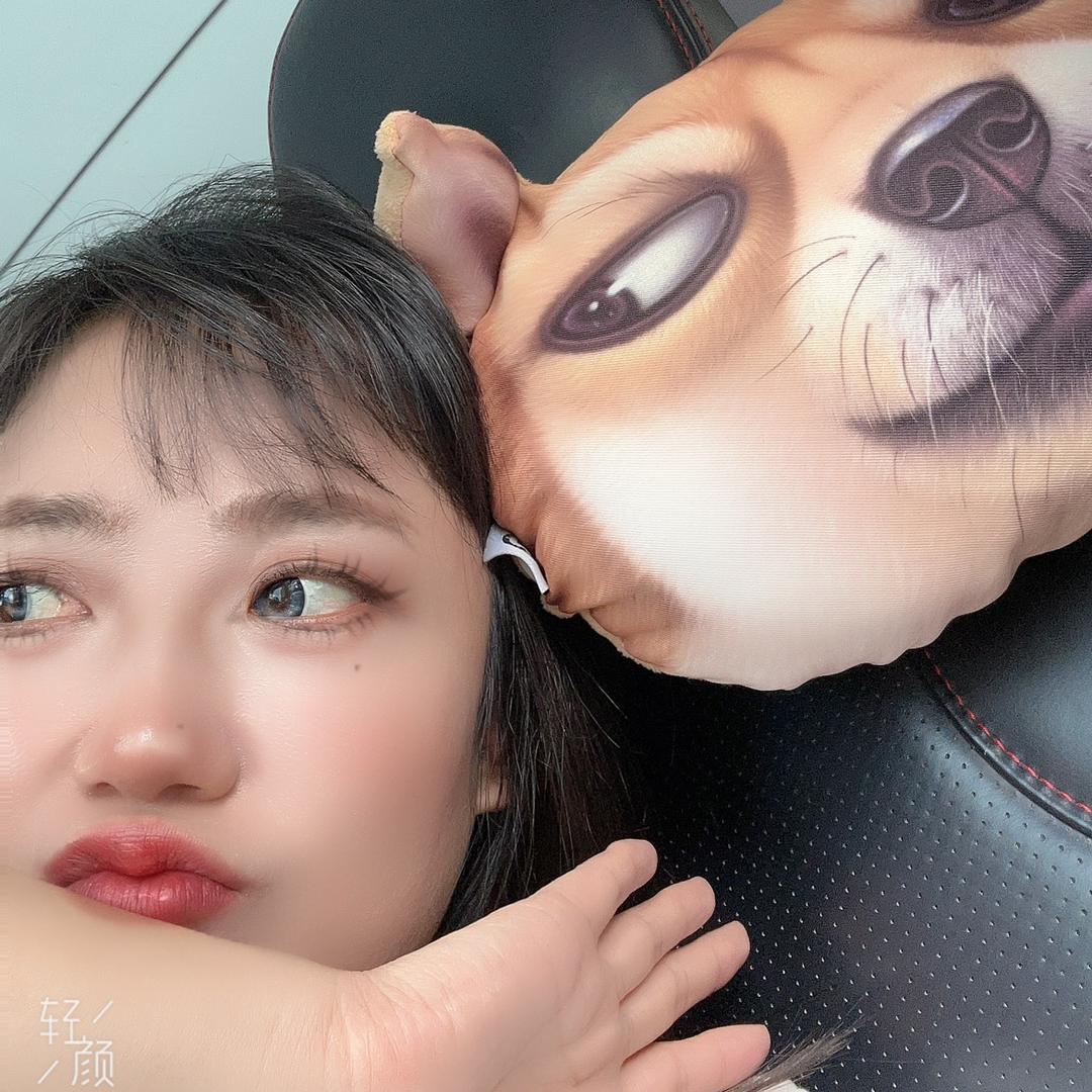 西安育华职业高中王主任