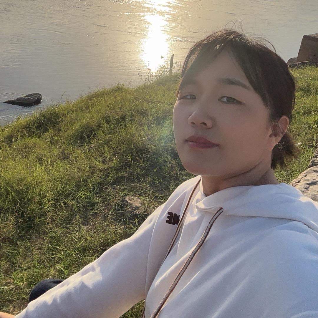 乐悠悠@