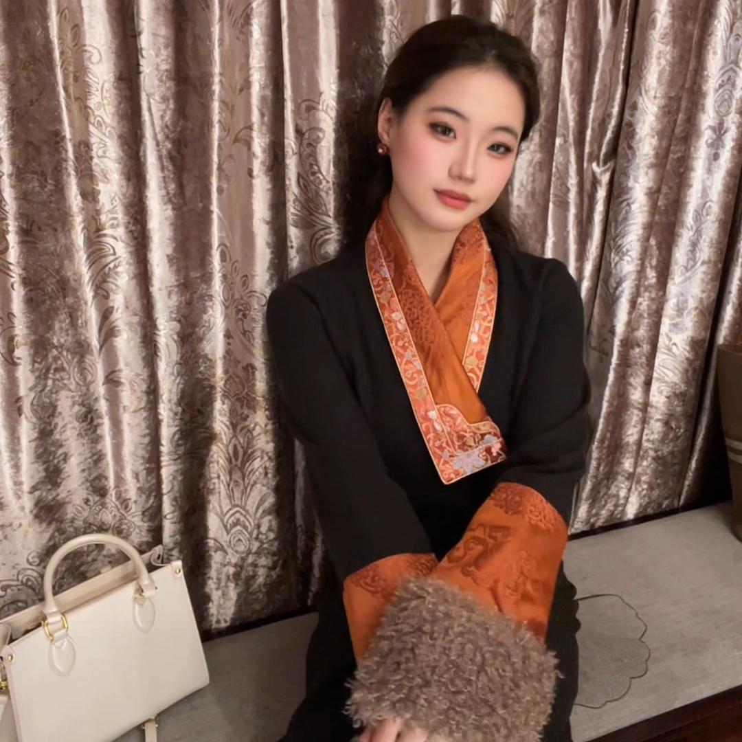 藏衣领服饰3号店