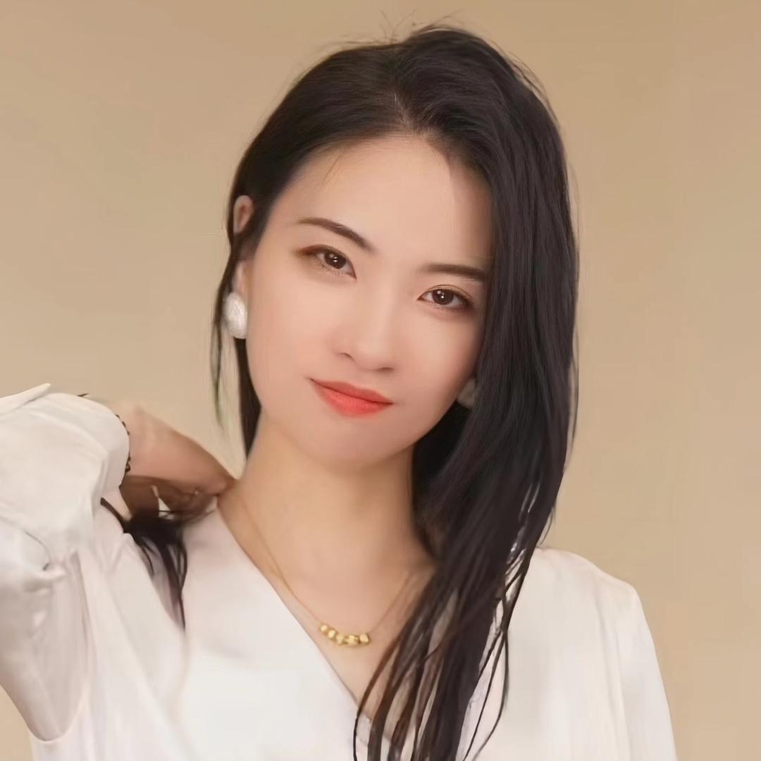 He柳柳穿搭