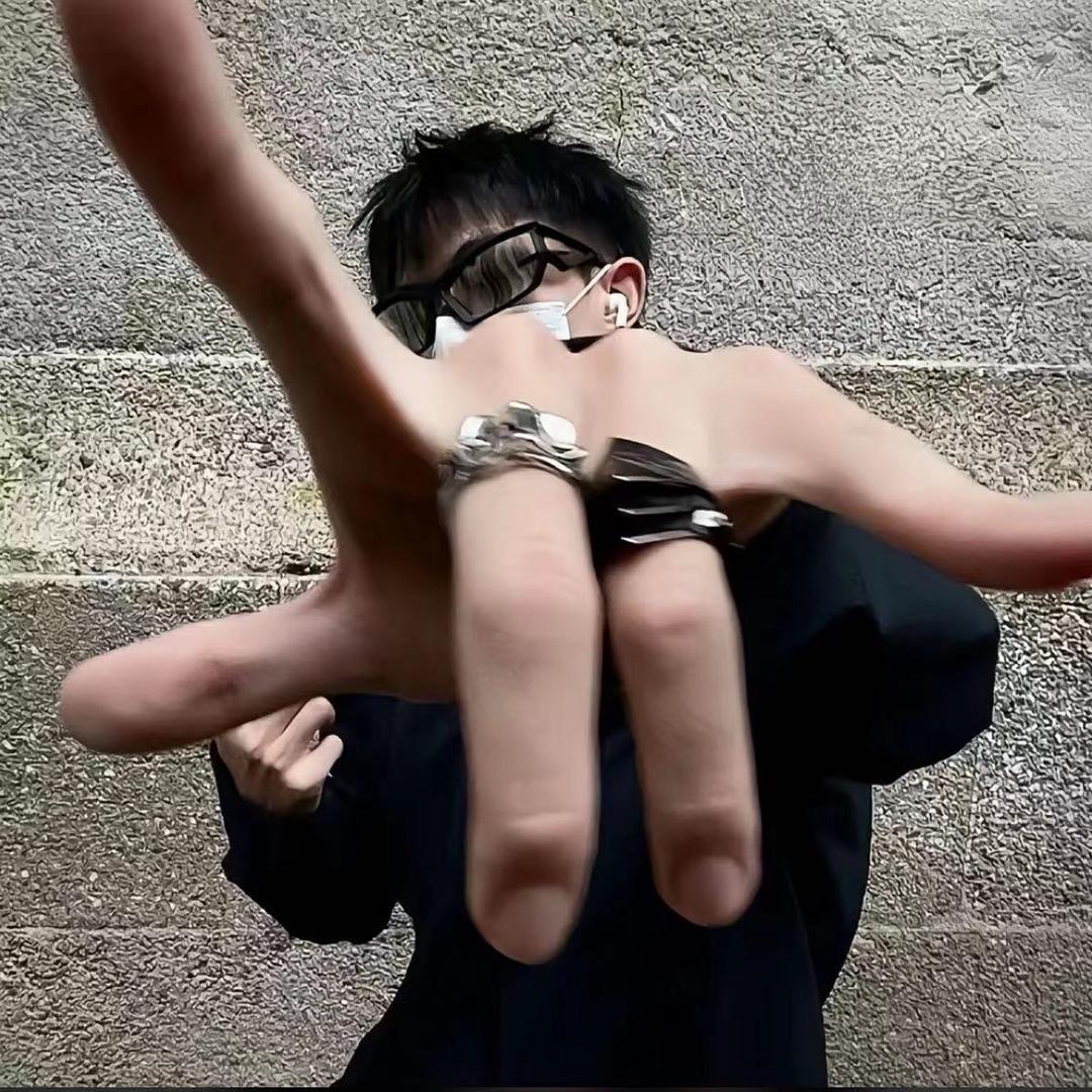 廾匸、