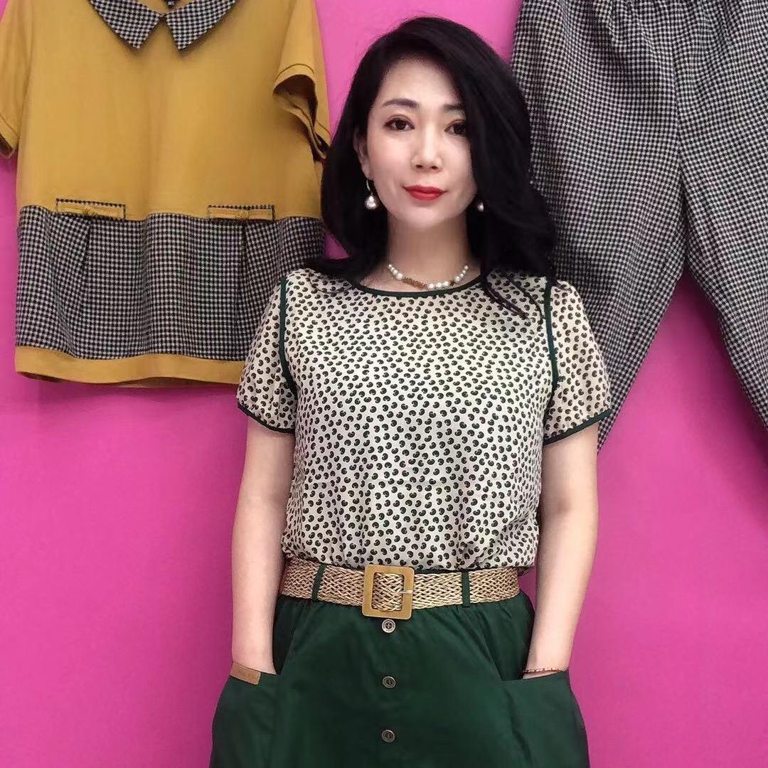 榆树市杨丹服饰店妈妈装