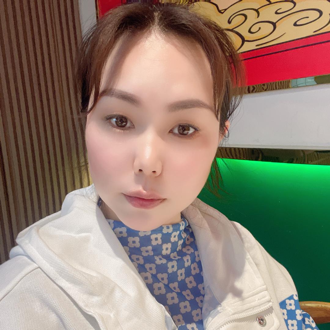 精致的甜馨
