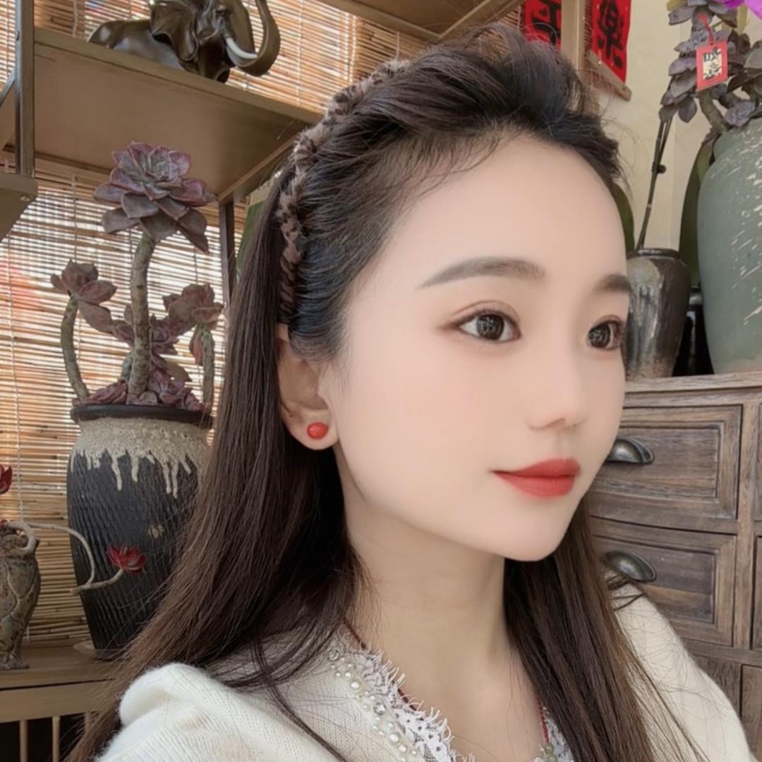 苗苗在做新房二手房