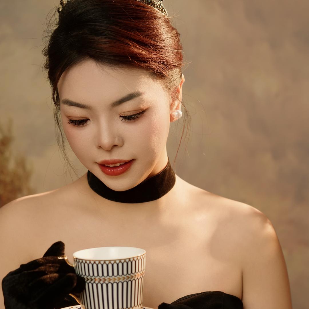@莉莉老师