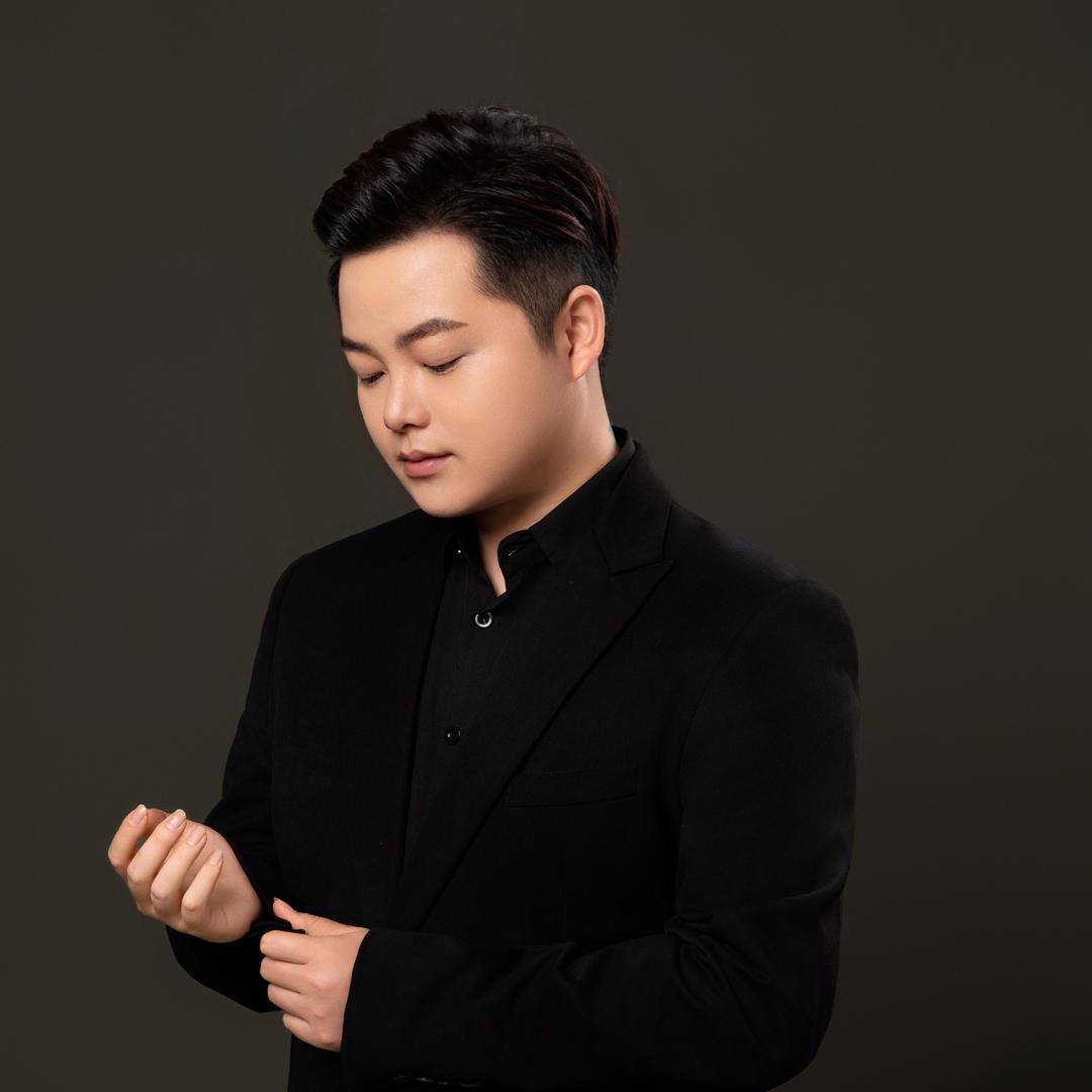 惠州莱斯发型-何胜