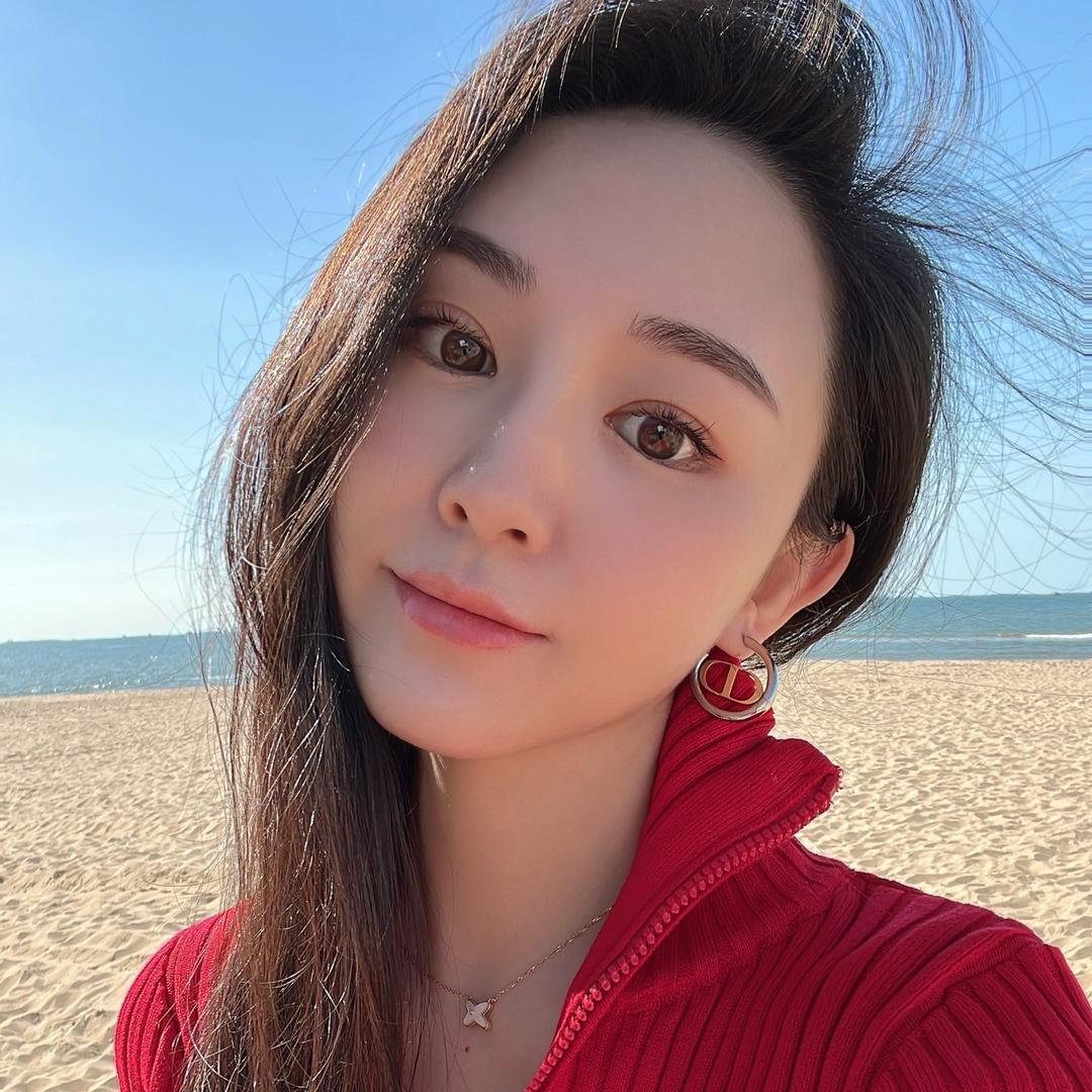 Cleo_