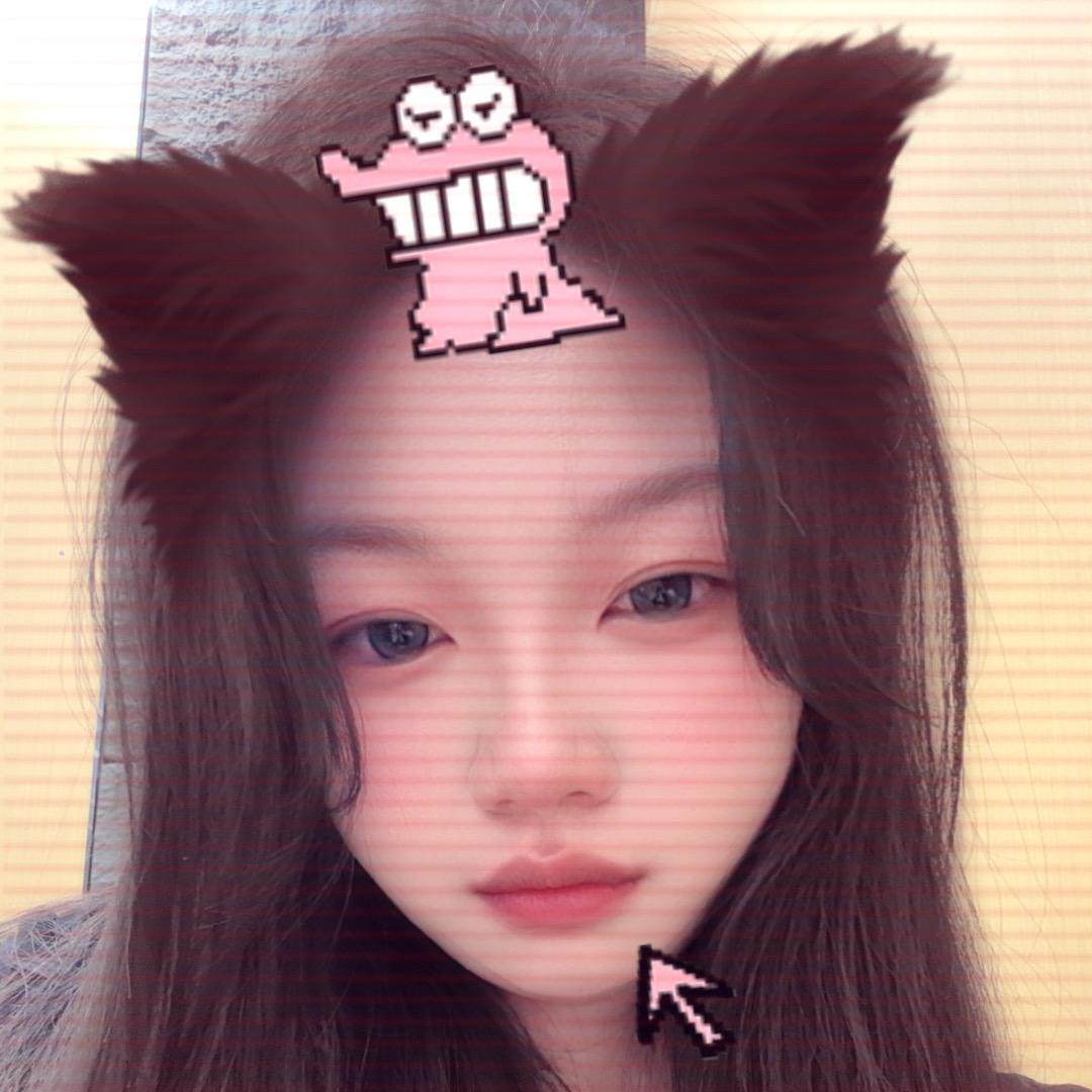 她的新继母竟是她前女友