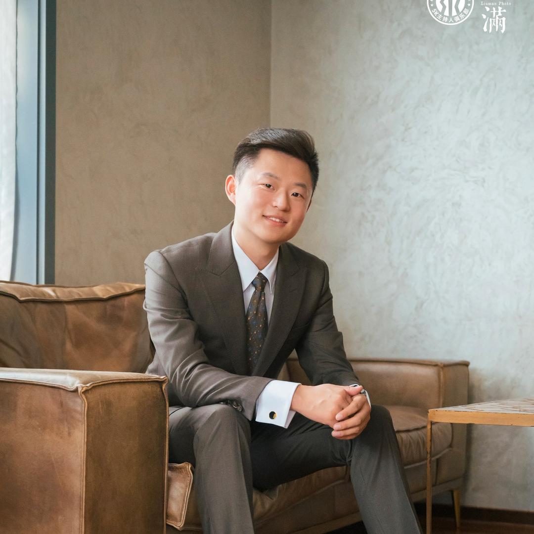 主持人元帅/红河宴会中心