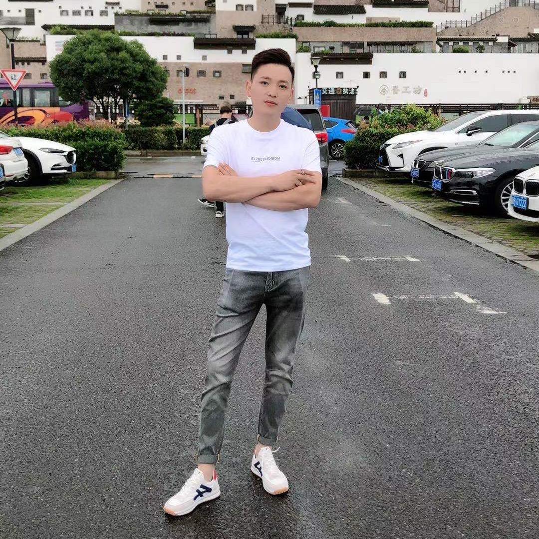李拜六🔜
