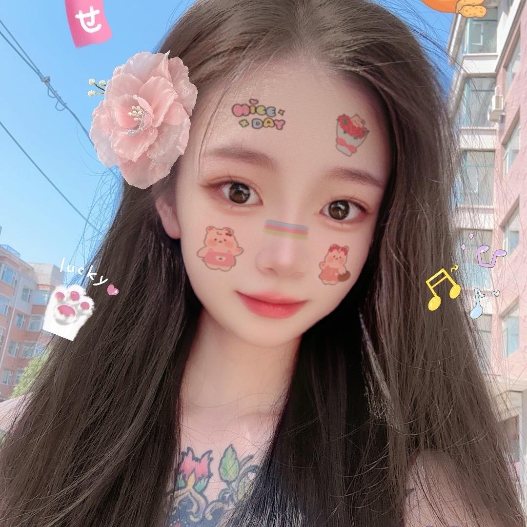 橘子爱喝哇哈哈