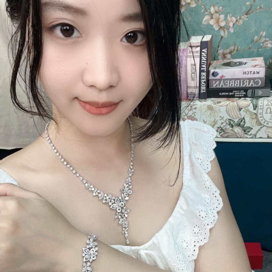 吉祥三宝-彩宝工厂