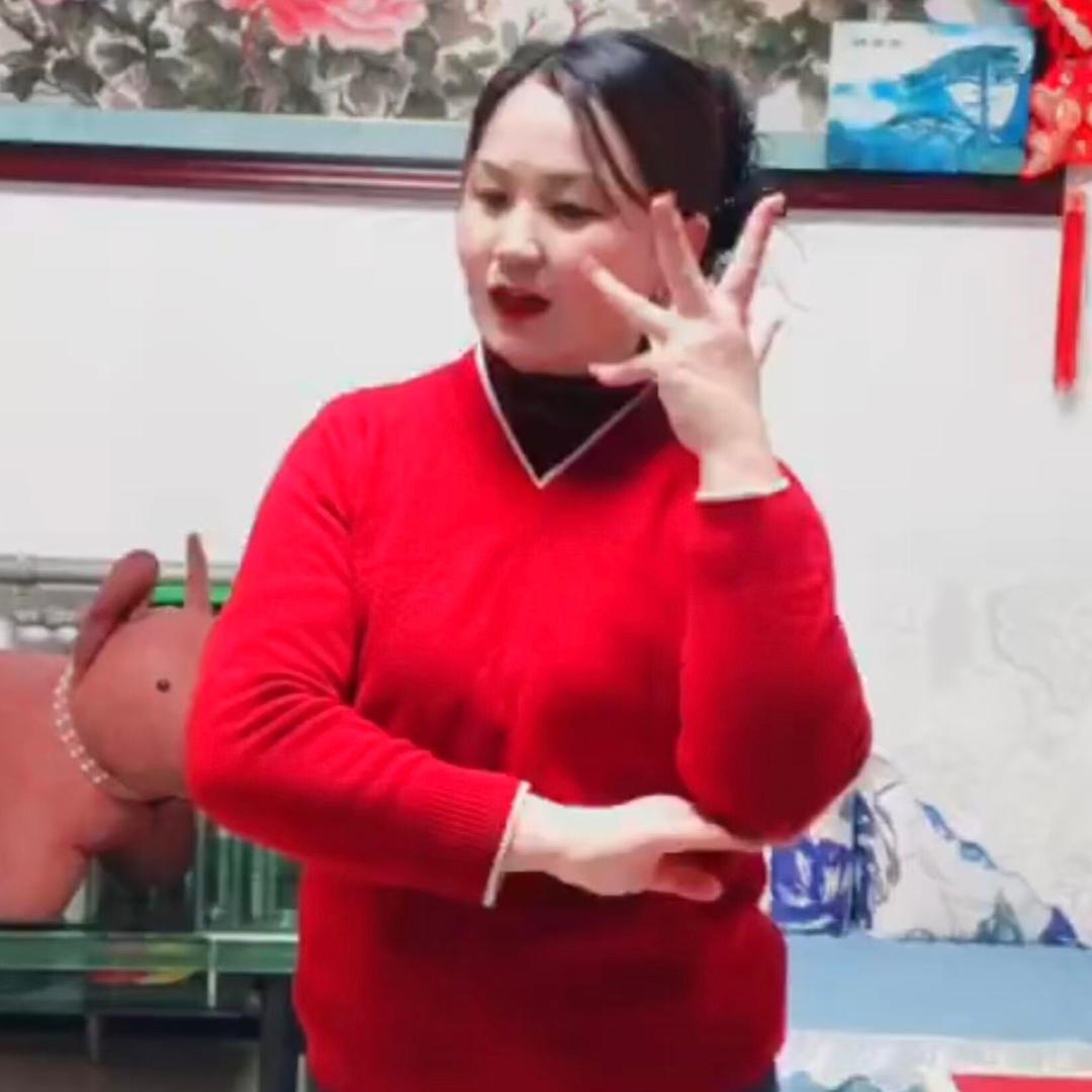 艳梅🥕