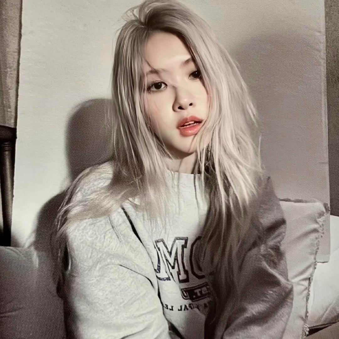 ROSÉ