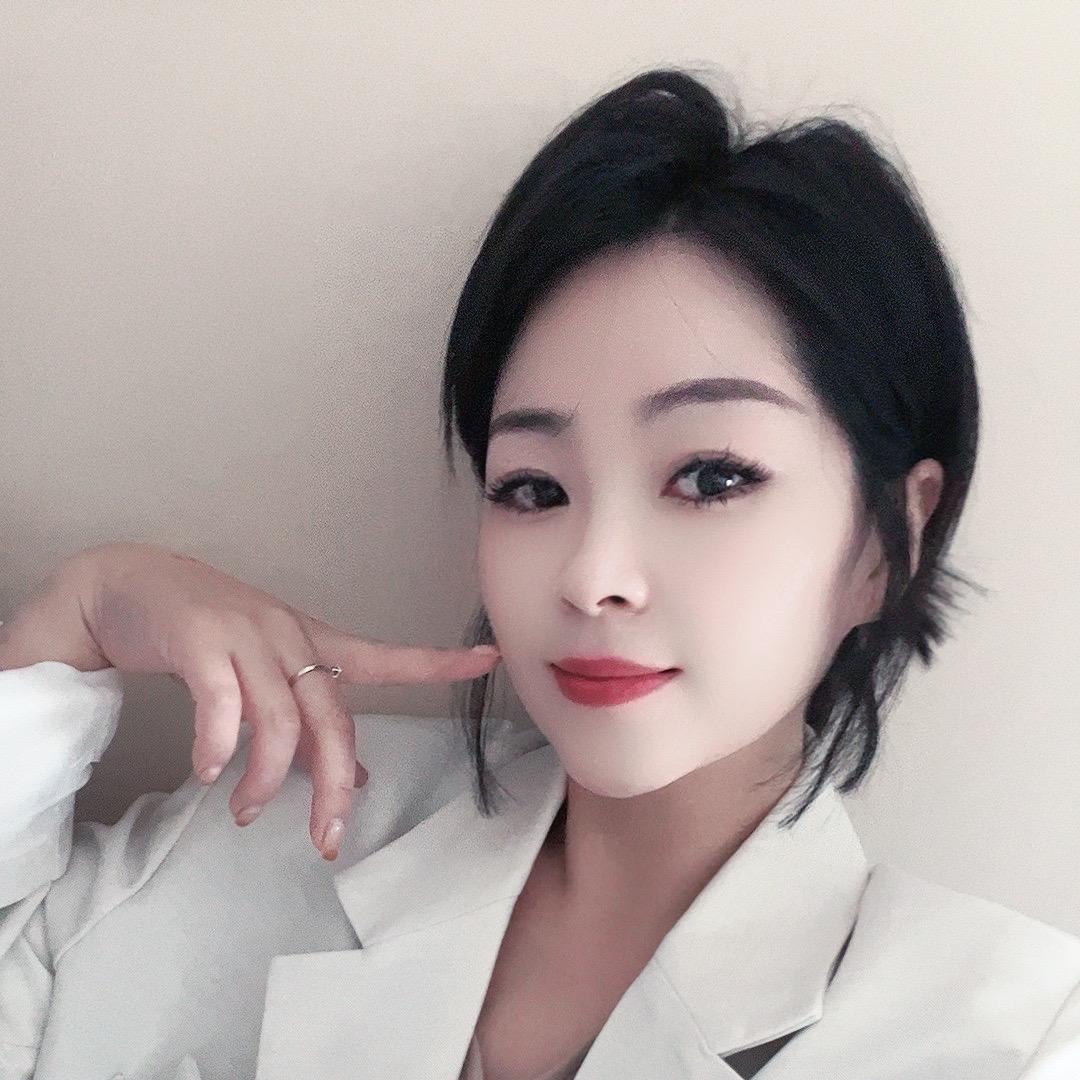 傲气小魅