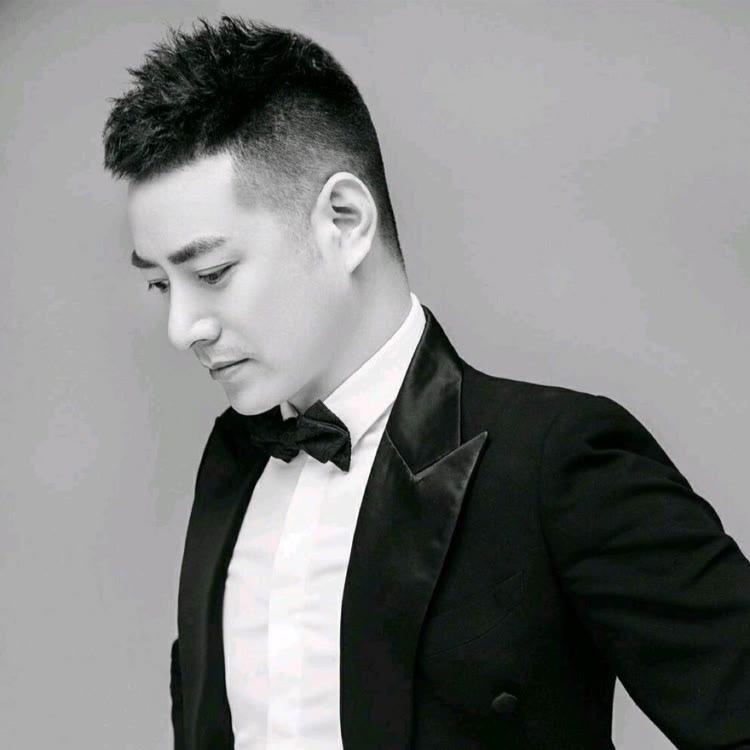 中年叛逆老男孩