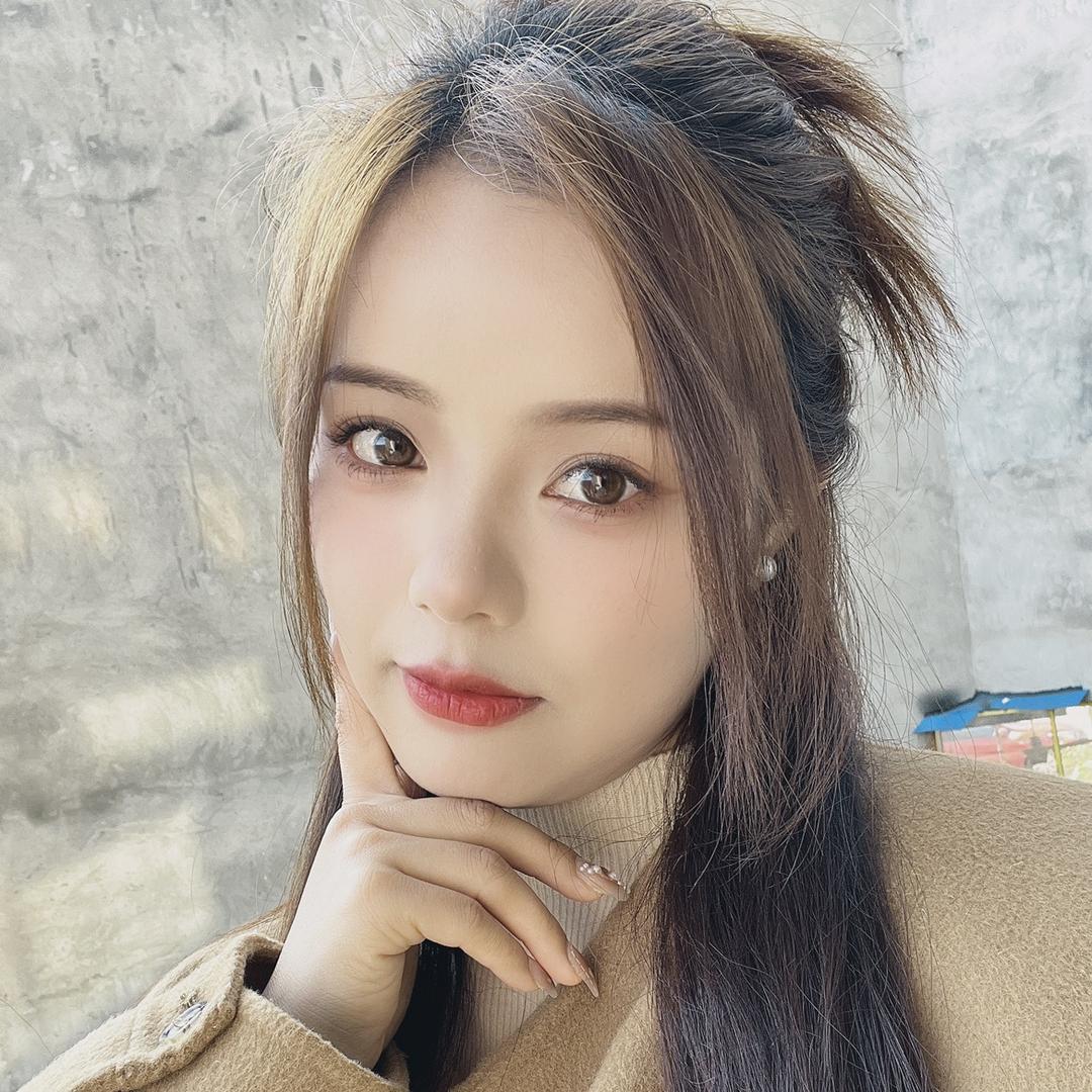 ✨大眼水汪汪女士✨