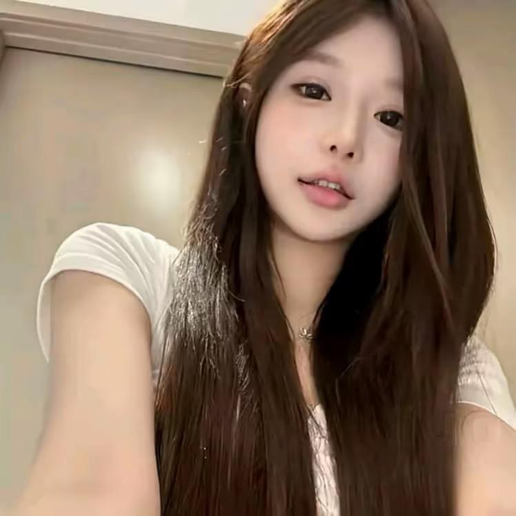👩