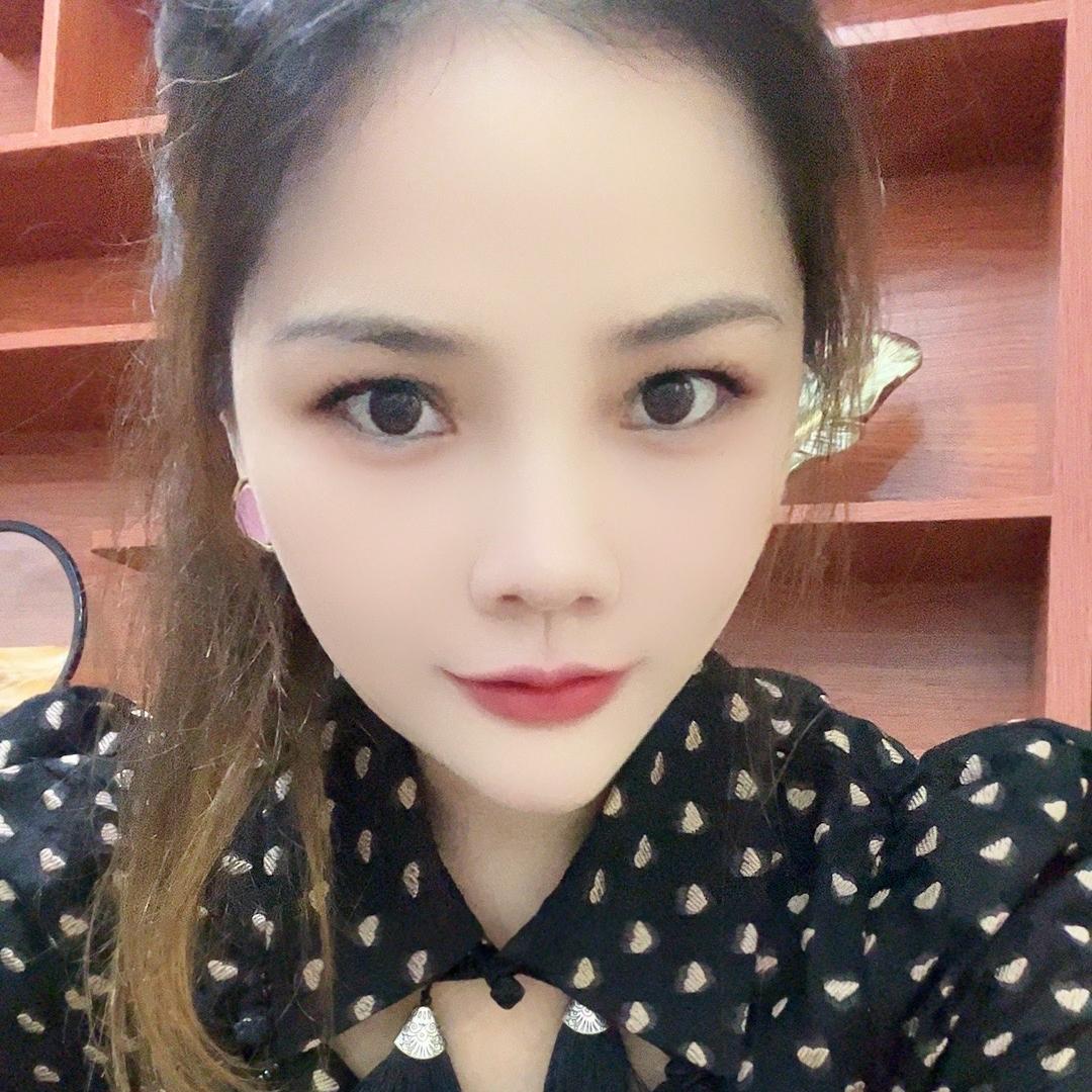 麦妹轻奢时尚女装的头像