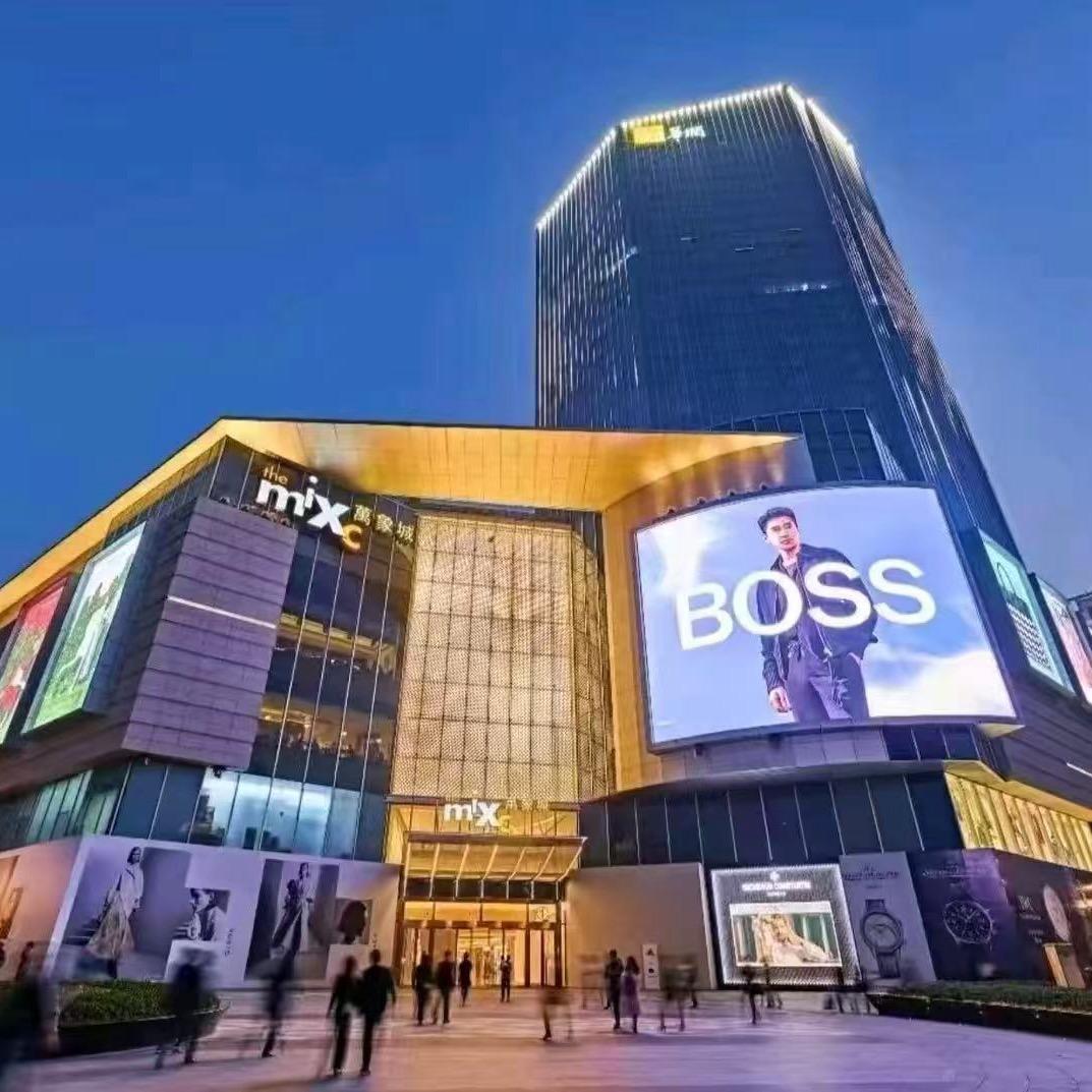 外贸鹅绒奢品服饰店（反季）