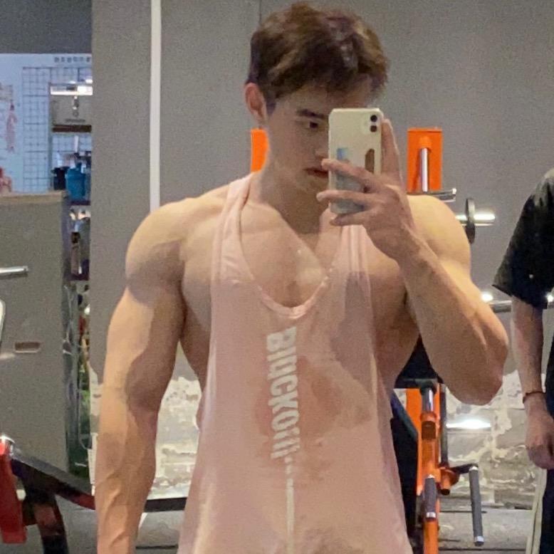 黄桃🍑（线上收徒359）