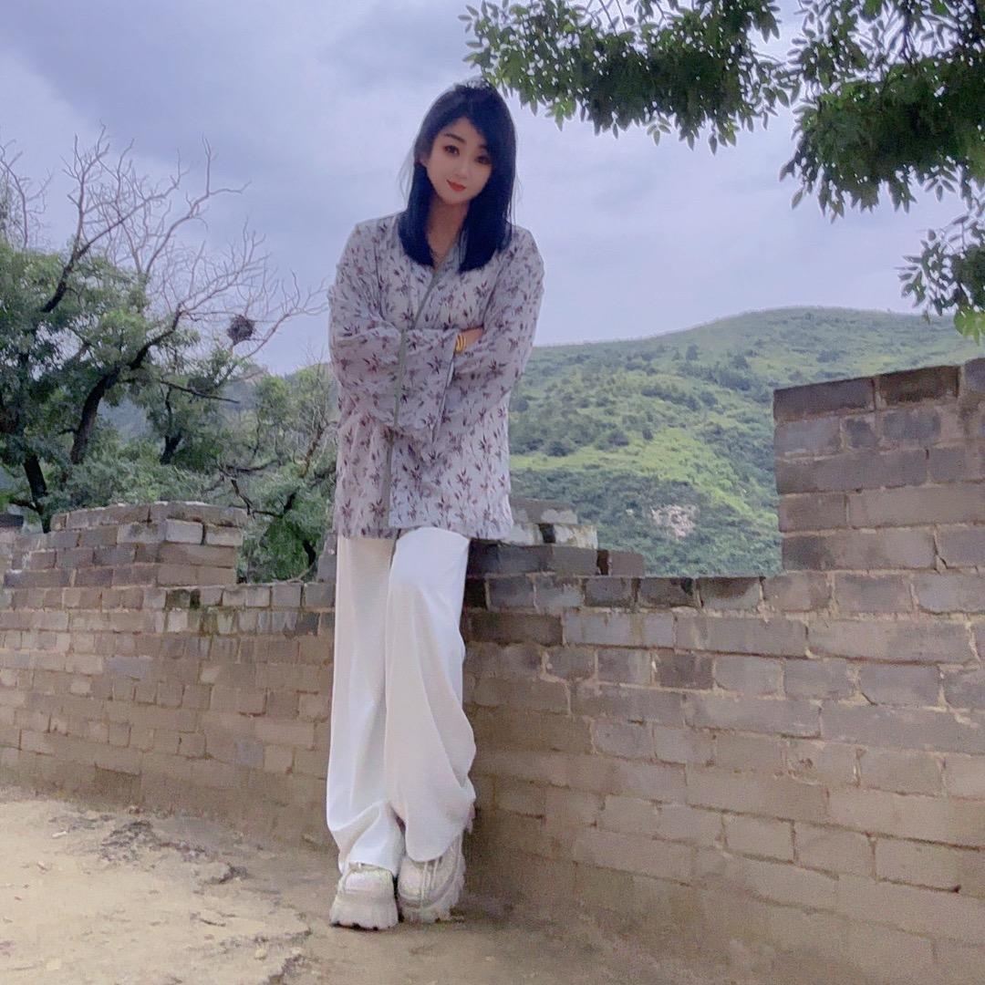丽丽，