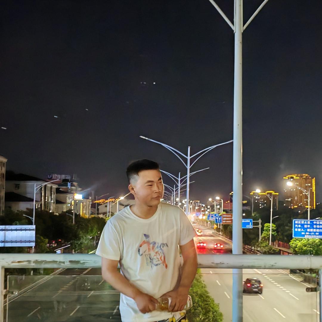 小小冯