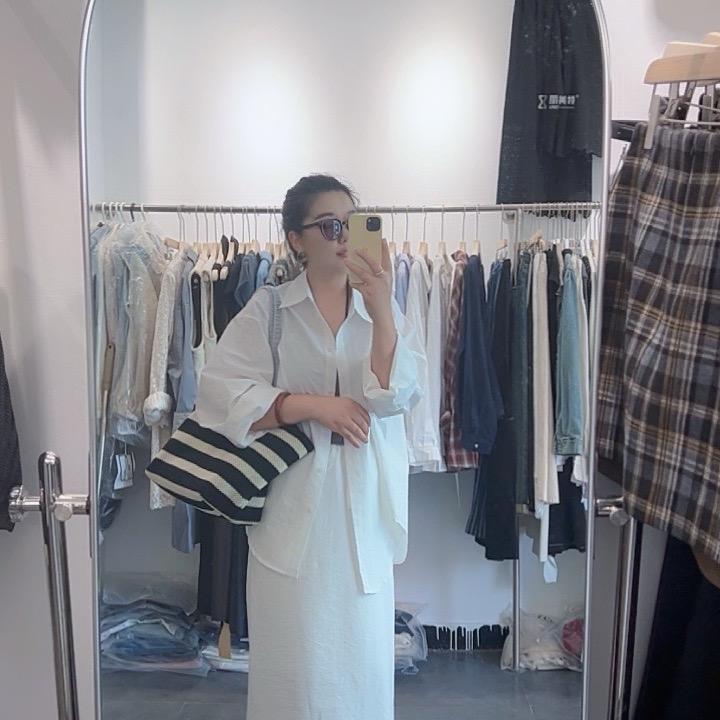 商贸城南门木子