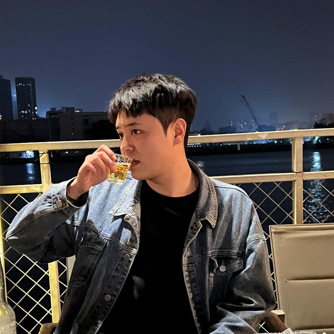 VV蔚