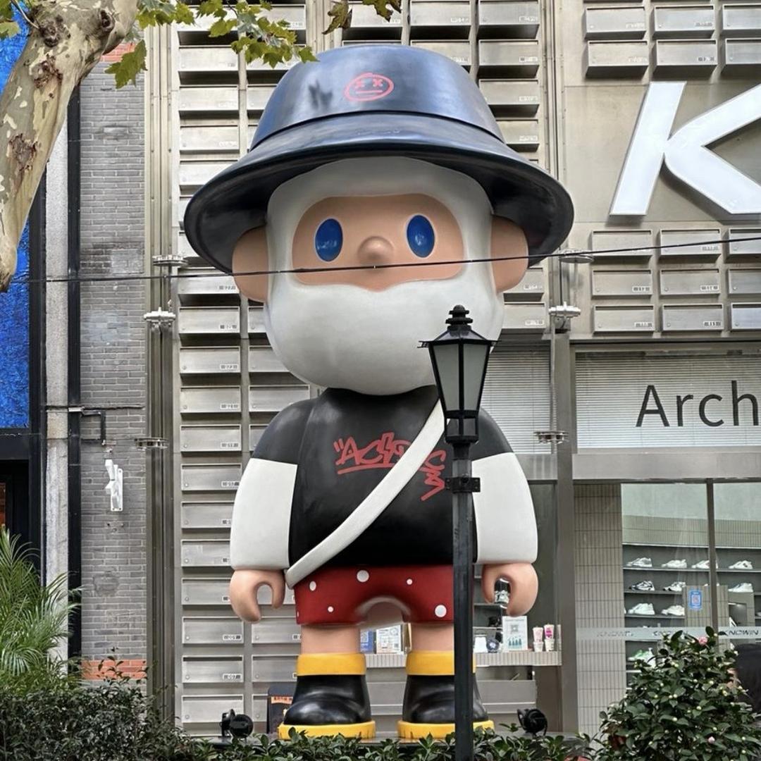 霞奕桦卿休闲鞋专营店