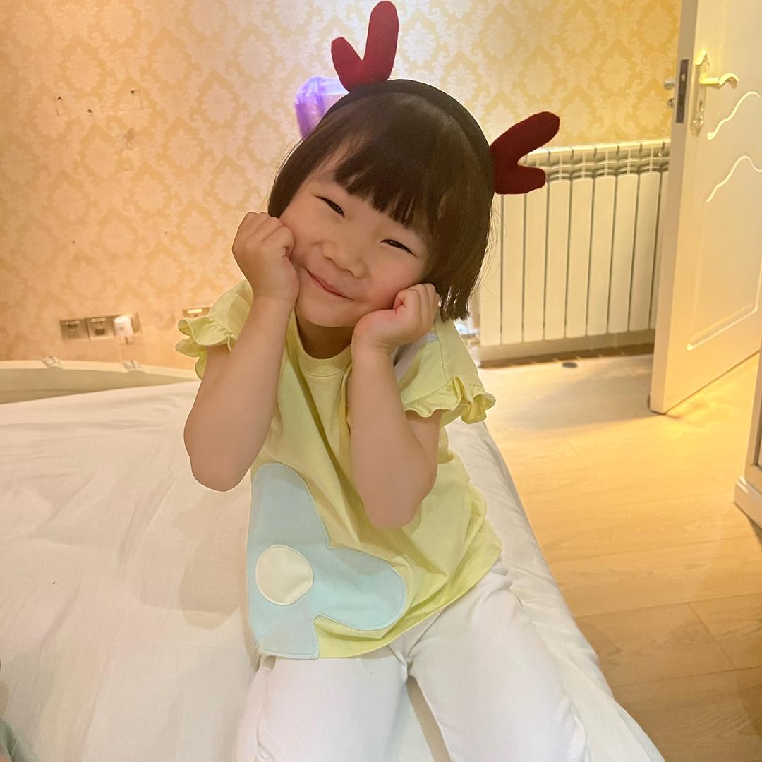 若若爱吃饭