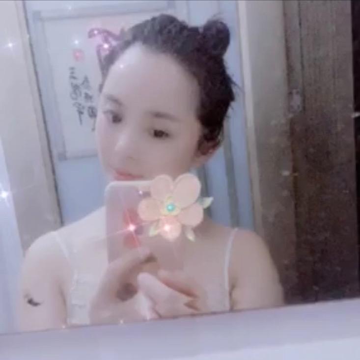 药房小姐姐😉