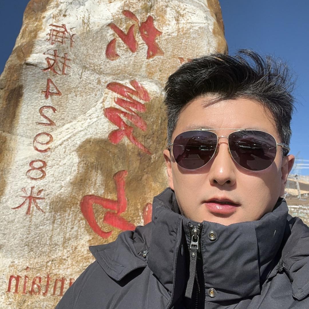 灵魂只在路上才有趣头像