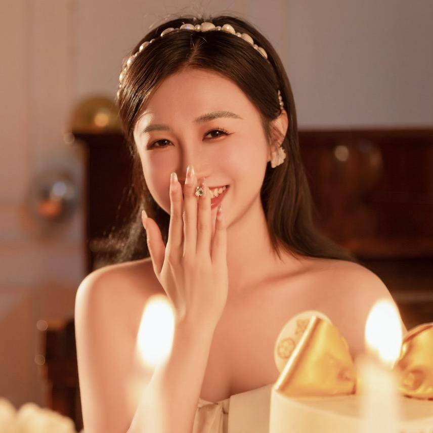 是温'温♚吖🍭