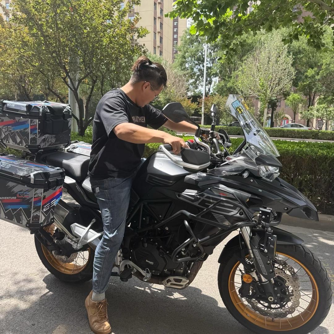 🏍️Q