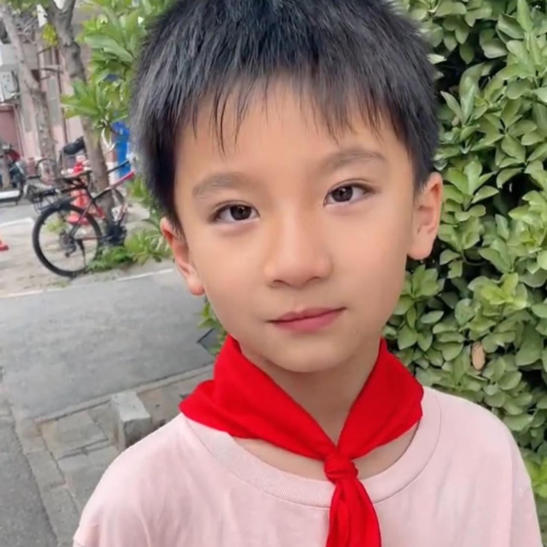 俩皮夹克