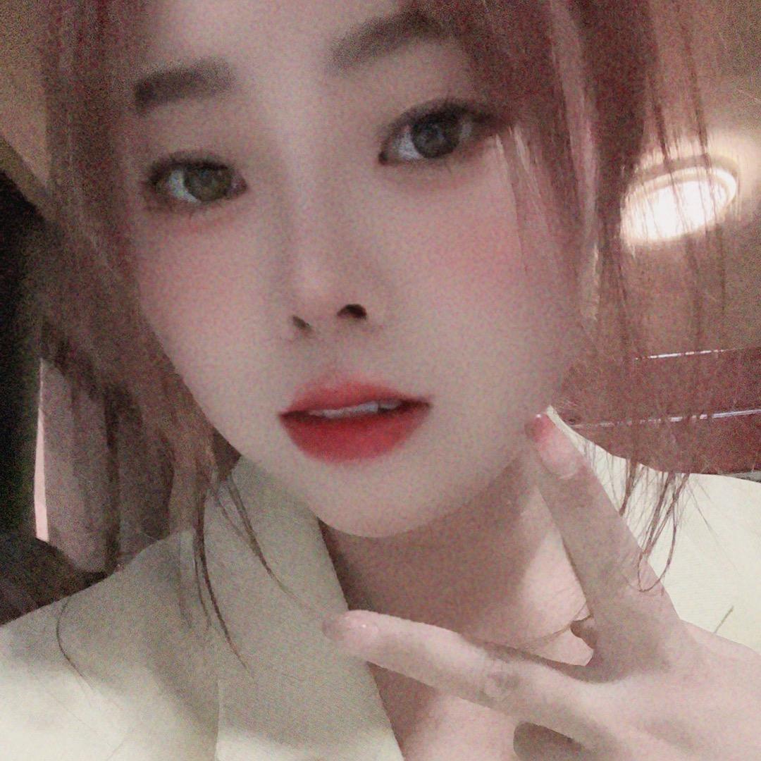 柚子妈咪👩🏻‍❤️‍💋‍👩🏻