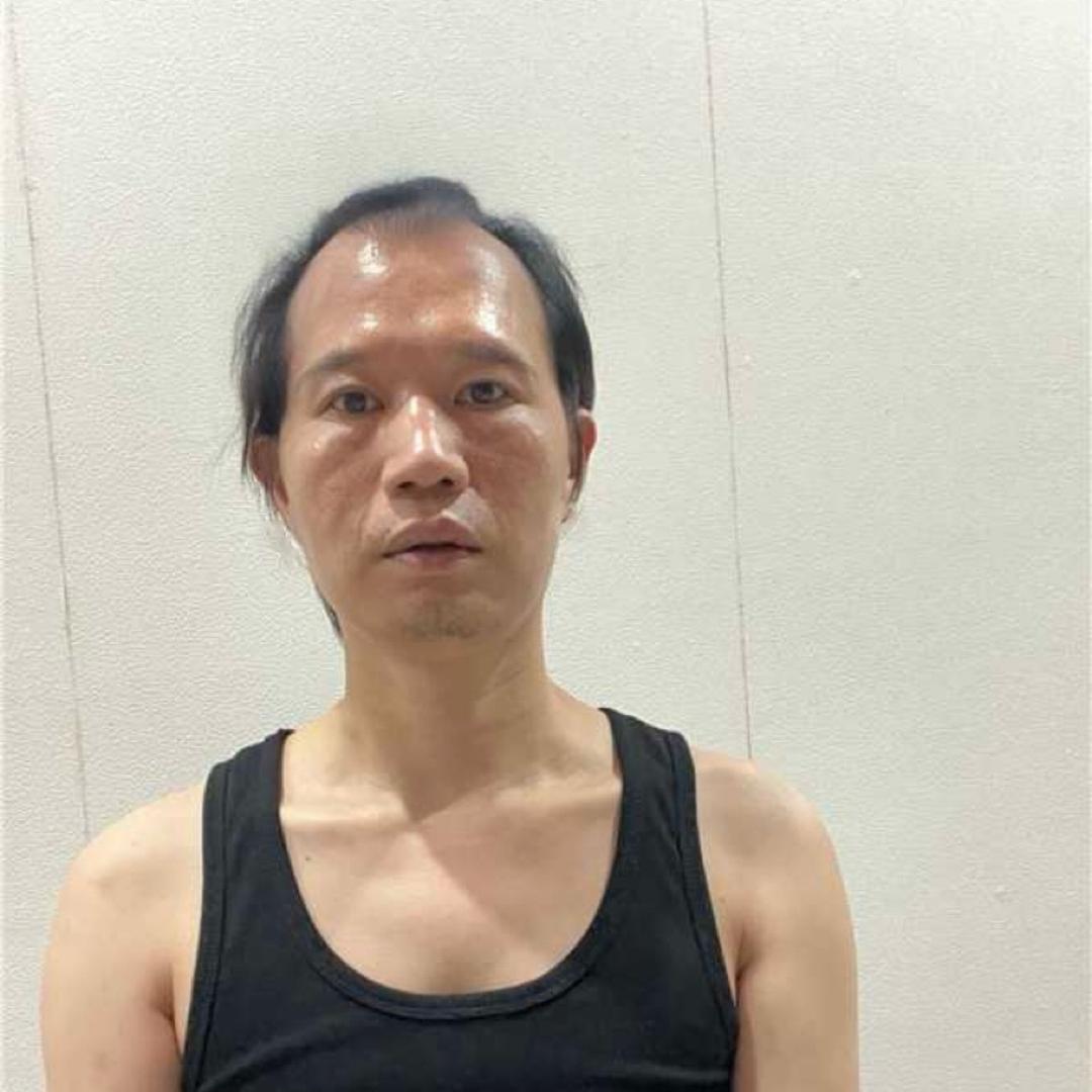 文晨希（三个魔发匠）