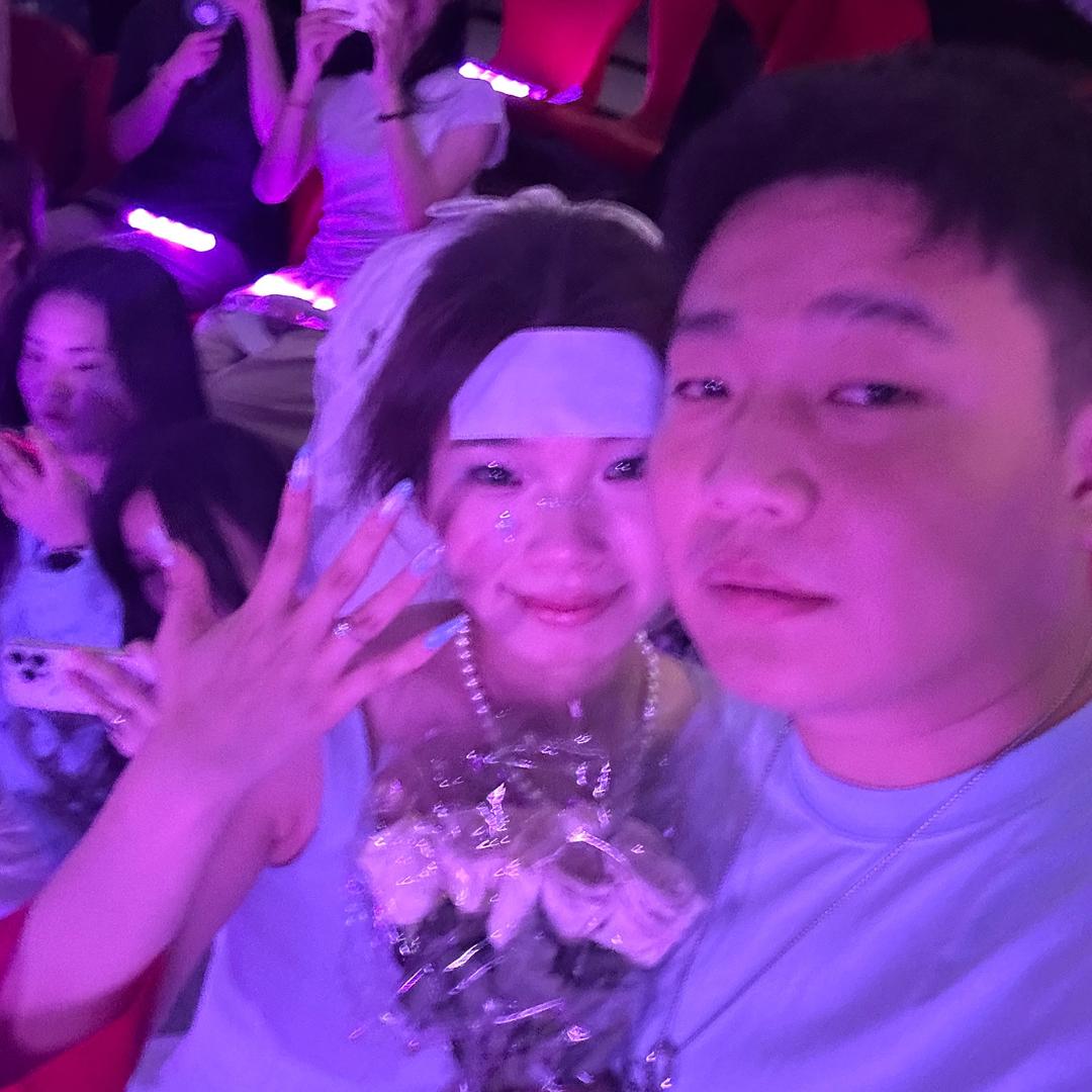 栀恩