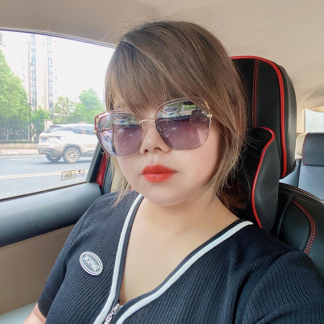 泸潇山梁露（威特斯干洗）