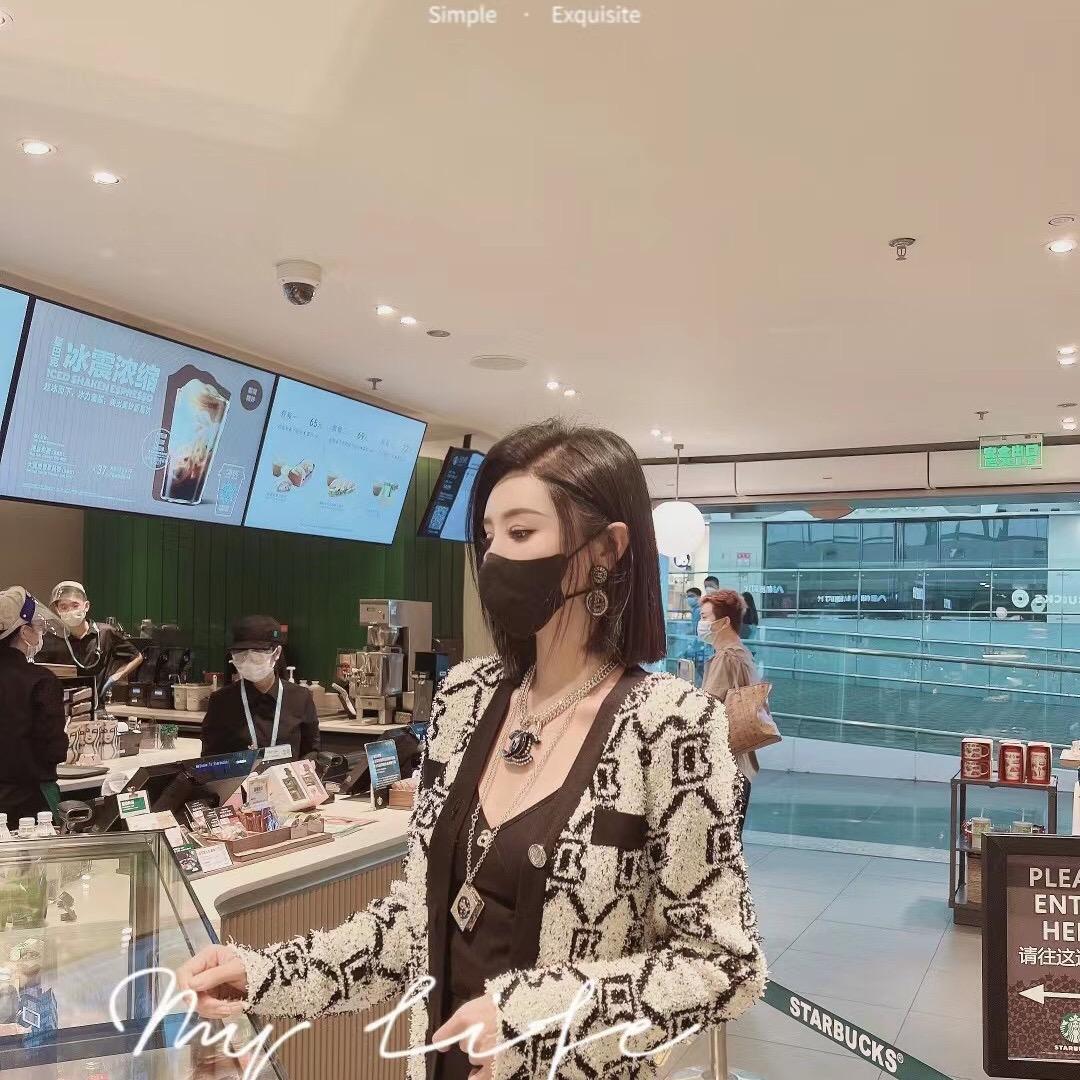 晓丽老师美妆（同款化妆品在橱窗已开价）