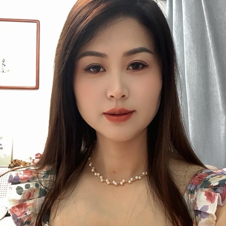 🍬  大 婷
