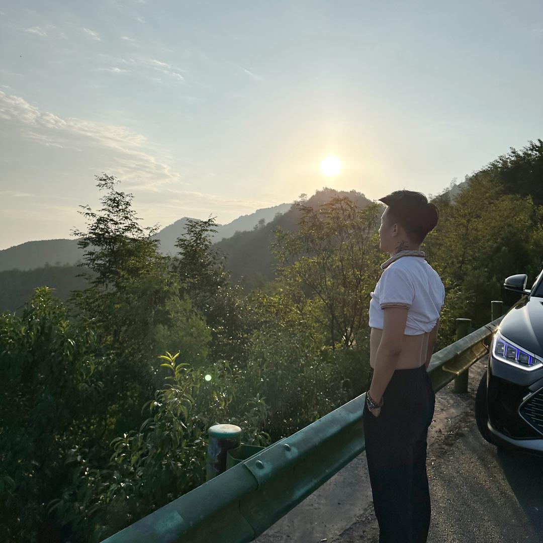 😈阿 豪👿🥂🥂